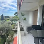 Apartman Superbe 2 Pieces Vue Mer, Piscine, Parking Antibes