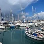 Superbe 2 Pieces Vue Mer, Piscine, Parking Apartament Antibes