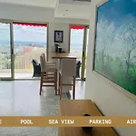 Apartman Superbe 2 Pieces Vue Mer, Piscine, Parking Antibes