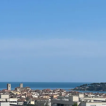 Apartamento Superbe 2 Pieces Vue Mer, Piscine, Parking *