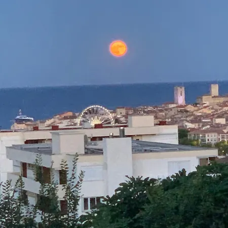 Διαμέρισμα Superbe 2 Pieces Vue Mer, Piscine, Parking