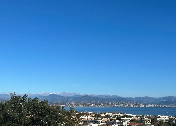 Superbe 2 Pieces Vue Mer, Piscine, Parking Апартаменти