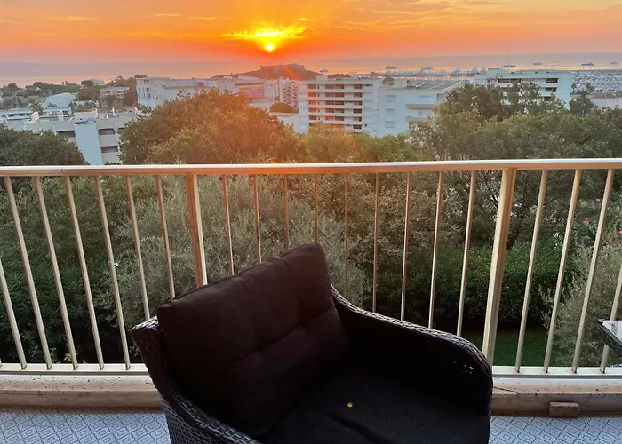 Апартаменти Superbe 2 Pieces Vue Mer, Piscine, Parking